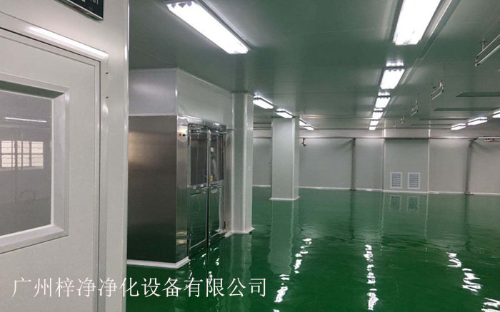 風(fēng)淋室在緩沖間的正確放置位置對(duì)于潔凈室的整體效果至關(guān)重要。