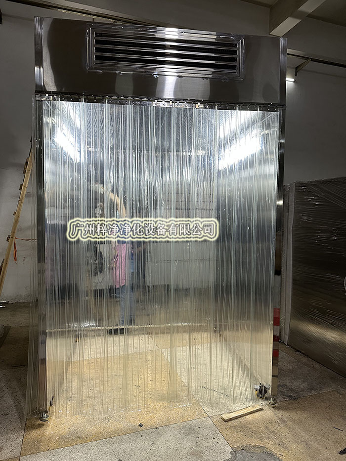 潔凈采樣車作為監(jiān)控潔凈車間環(huán)境質(zhì)量的工具，其標(biāo)準(zhǔn)要求尤為嚴(yán)格。