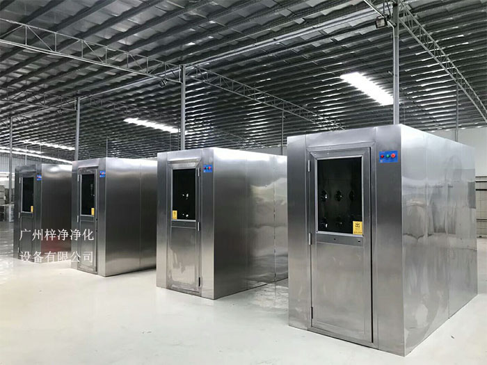 風淋室吹風時間沒有統(tǒng)一的規(guī)定，但通常建議吹風時間在20秒至30秒之間。